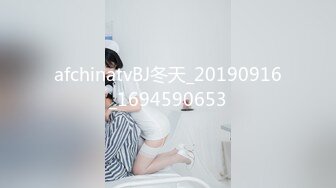 【女子SPA推油】女顾客全身推油按摩，玩大黑牛夹着震动特写视角，按完背部再正面推胸