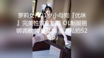 哀愁ただよう微笑熟女とデリヘル本番