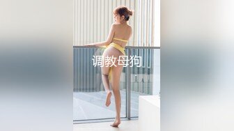 【新片速遞】黄色长发妹子黑色吊带妹子露脸道具自慰先口交再插穴可以尝尝自己淫水