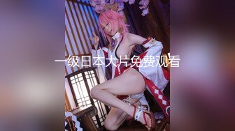 【新片速遞】  小情侣大白天在家爱爱 舒服吗 舒服 外面人声嘈杂 里面美眉穿上情趣制服 白丝袜操的有滋有味